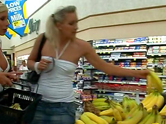 Sexy cougars pornstar buys banana exhibits her assets in close up