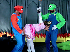 Mario and Luigi fucking the big tit princess for real