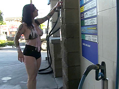 Public car wash play with a curvy babe in a sexy bikini