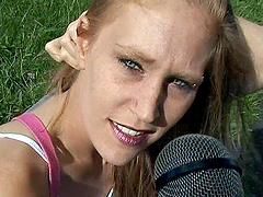 Blonde amateur Verona picked up and gives a blowjob in the car