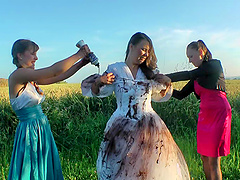 Dirty glamour sluts playing with foor after a wedding day