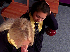 Dirty sluts Kirsty Travis and Louisa Moon give head to one man